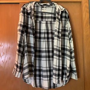 American Eagle Plaid Button Down